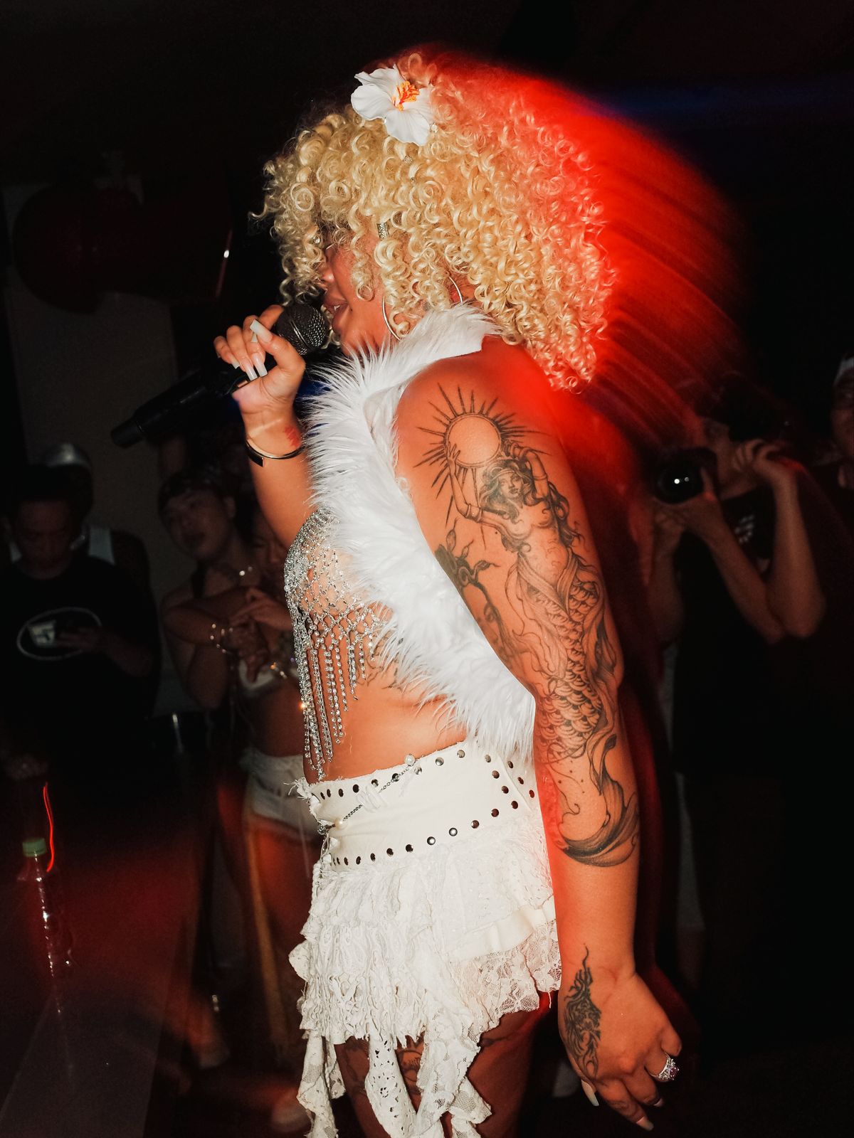 Afrodisiac, frame 5
