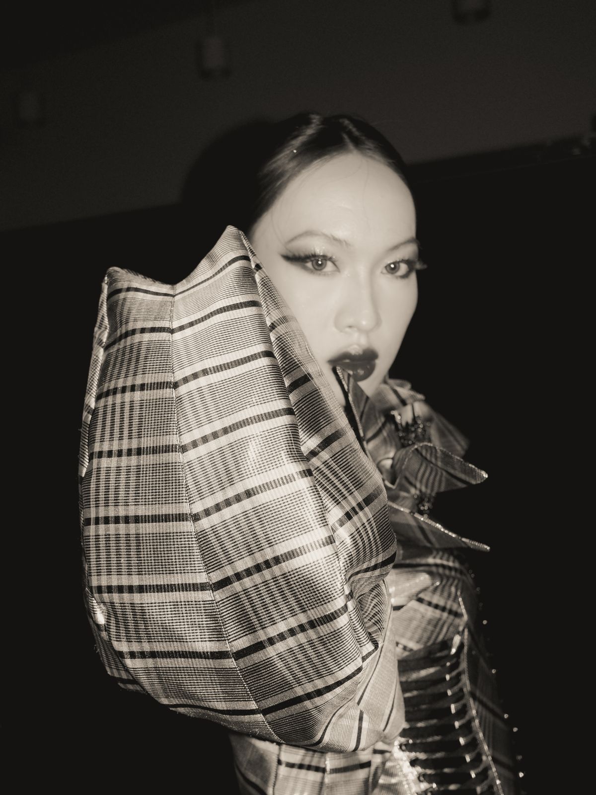 AVIFW Saigon - Backstage, frame 1